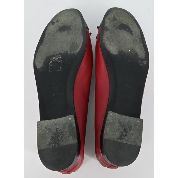 Chanel | Red Leather CC Cap Toe Ballet Flats Size: 38.5 - Picture 4 of 16
